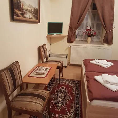 Brezovay Kastely Panzio Bed & Breakfast