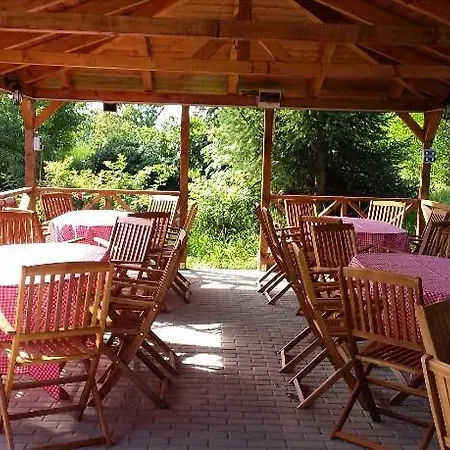 Couette-café Brezovay Kastély Panzió Egerszolat