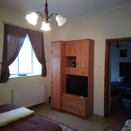 Bed & Breakfast Brezovay Kastely Panzio