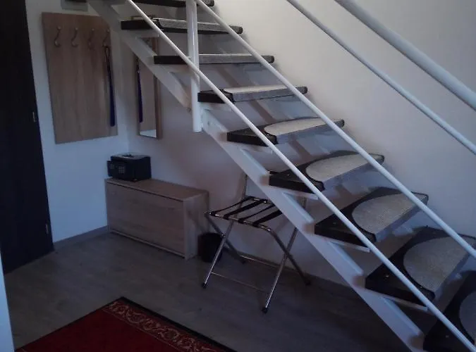 Frühstückspension Brezovay Kastely Panzio 3*